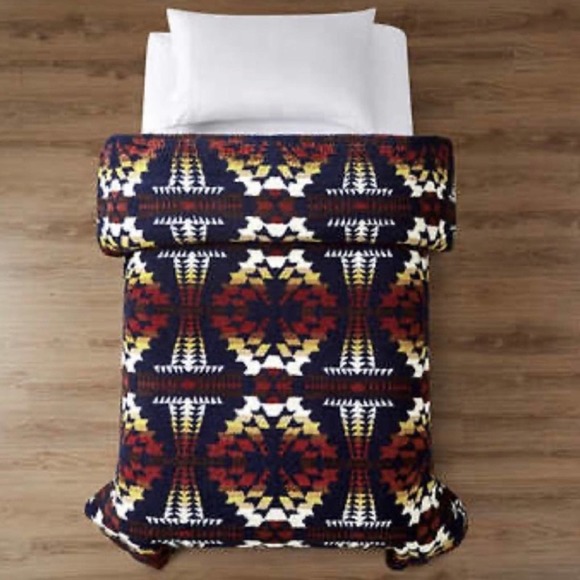Pendleton Sherpa Fleece Blanket Bedding Bedroom Blue Aztec Throw Twin nwt - Picture 2 of 7